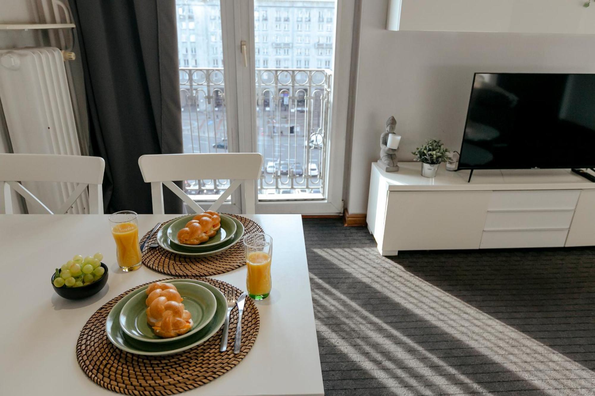 Plac Konstytucji 6 Orange - Apartament Dla 4 Osob - Bezplatny Parking - Free Parking - Piekny Widok Na Panorame Warszawy Varsovia Exterior foto