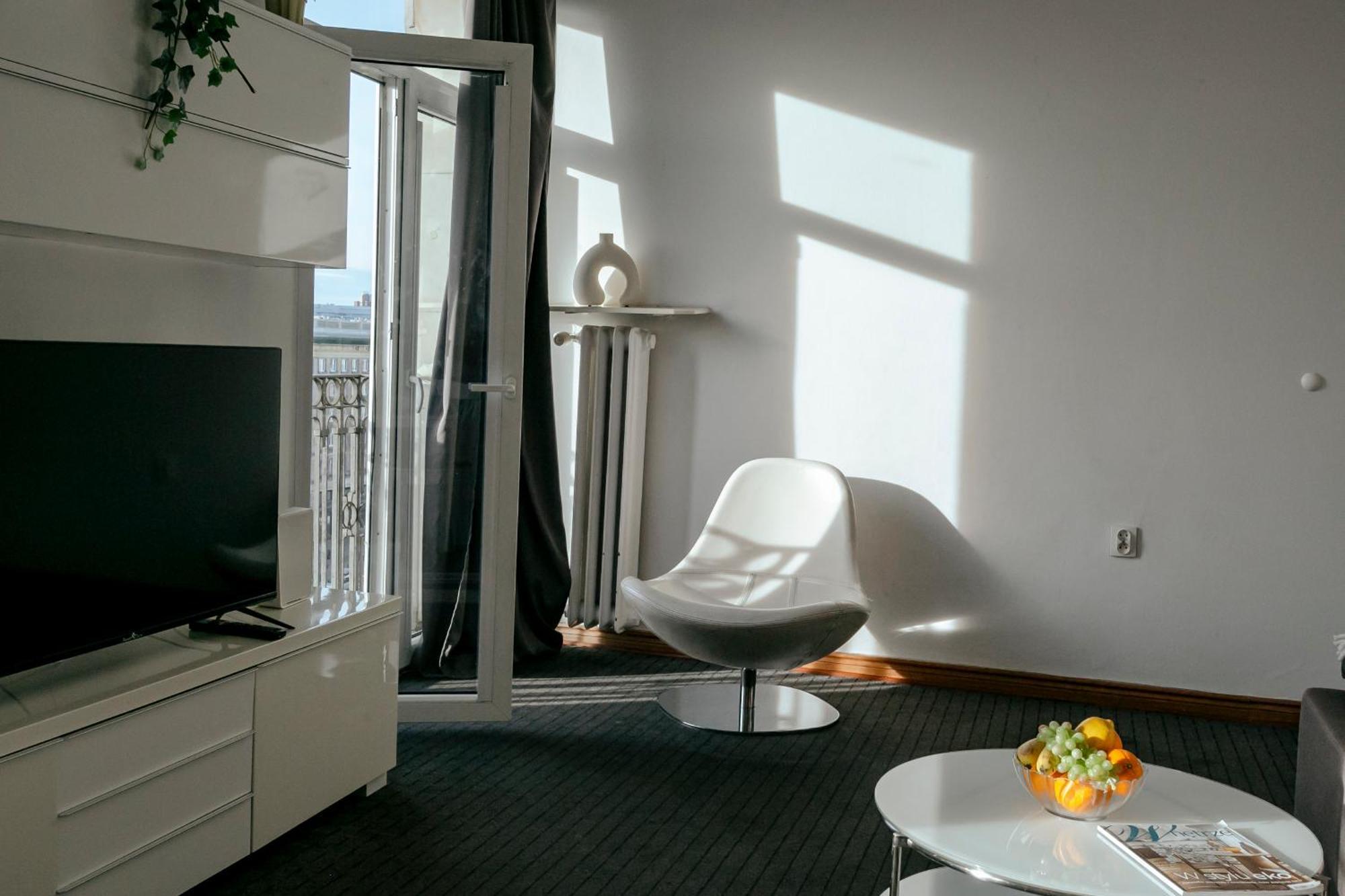 Plac Konstytucji 6 Orange - Apartament Dla 4 Osob - Bezplatny Parking - Free Parking - Piekny Widok Na Panorame Warszawy Varsovia Exterior foto